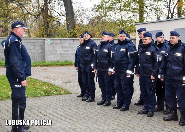 23 kursantów wesprze miejscową policję