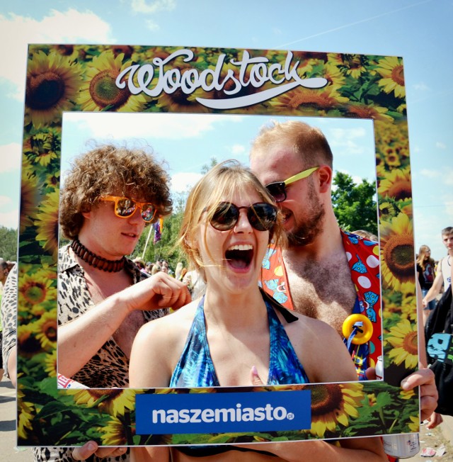 Pamiątkowe zdjęcia Woodstockowiczów z 22.Przystanku Woodstock. 


Zobaczcie też: Serwis Koncerty w Polsce: zapowiedzi, fotorelacje, wywiady z artystami, bilety na koncerty

Jeśli jesteś zainteresowany patronatem naszemiasto.pl – napisz pod adres patronaty@naszemiasto.pl
Jeśli chciałbyś zrobić projekt niestandardowy z naszemiasto.pl – napisz pod adres projektyspecjalne@naszemiasto.pl