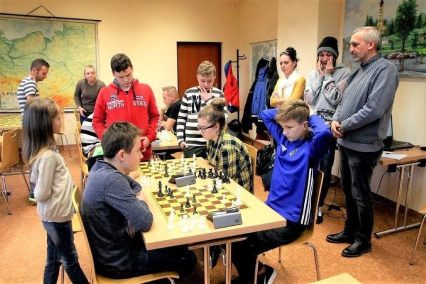 Turniej szachowy w Centrum Kultury w Jedlinie-Zdroju