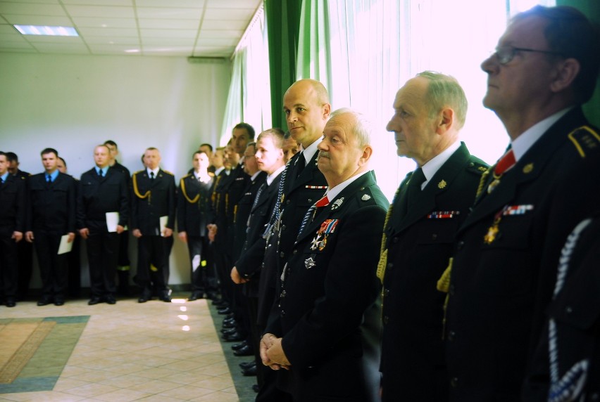 Dzień Strażaka w Tomaszowie Maz. Wręczono awanse, odznaczenia i wyróżnienia