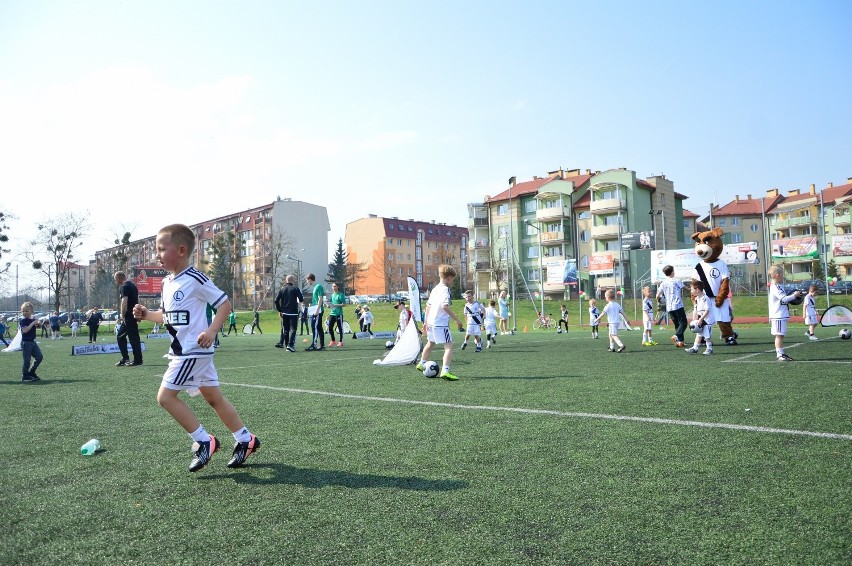 Przedszkole piłkarskie Legii przyjmuje zapisy. W kwietniu wyjazd na mecz Legia-Pogoń