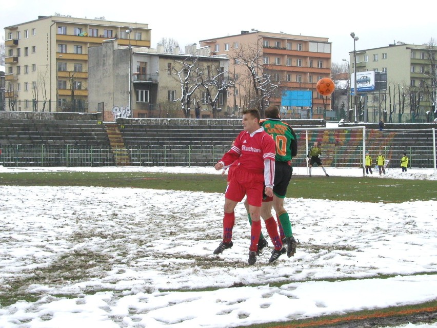 24 marca 2002 r. 
III liga
Ceramed Bielsko-Biała pokonuje w...