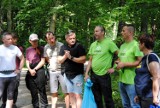Sprzątanie lasu w Wygodzie - w akcji wzięło udział 40 mieszkańców ZDJĘCIA