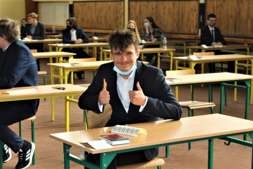 W łęczyckim "Kaziku" egzaminy odbywają się w dużej sali...