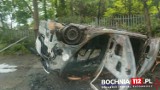 Na drodze wojewódzkiej nr 965 pod Bochnią zapalił się samochód osobowy. W Nowym Wiśniczu interweniowały służby
