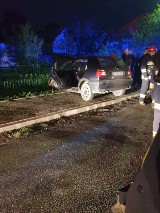 Pijany kierowca rozbił się samochodem w Tarnowskiej Woli koło  Lubochni [FOTO]