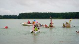 Morze radości nad Jeziorem Rychnowskim w Człuchowie. Konstruktorzy "pływali na bele czem"