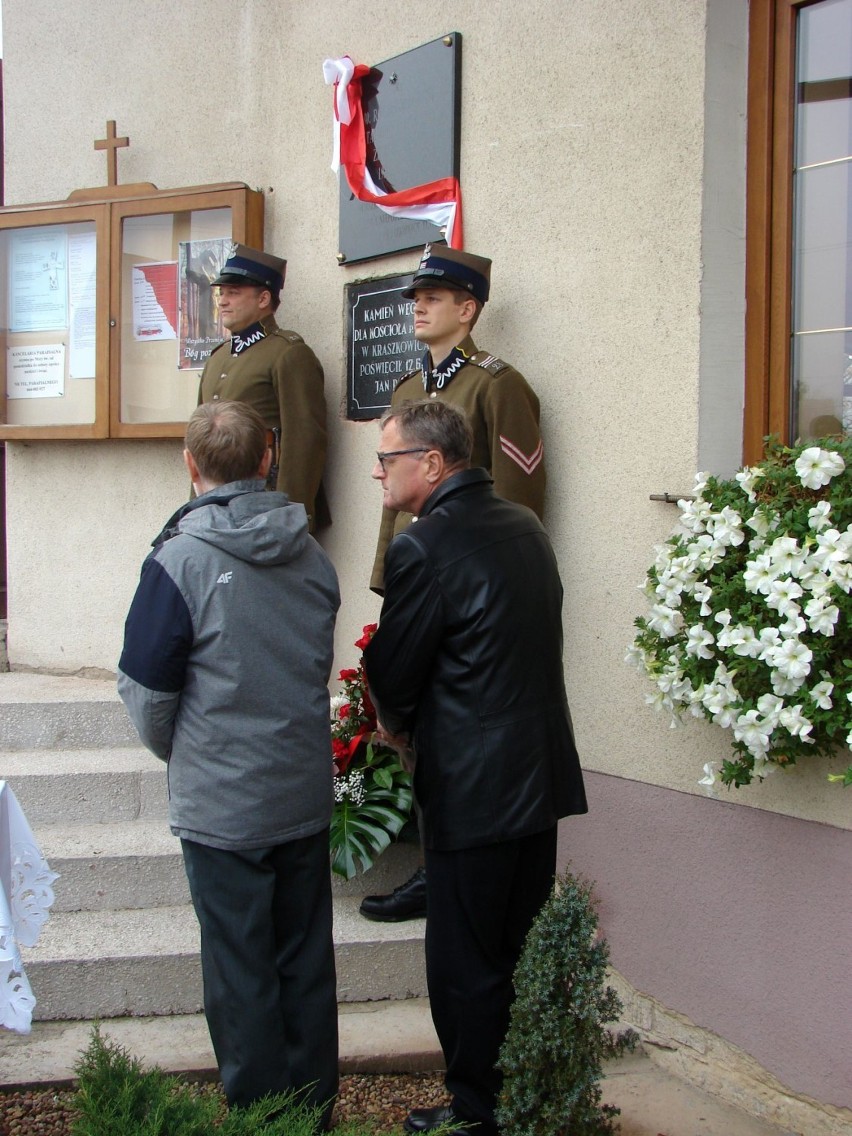 Święto Niepodległości. W Kraszkowicach odsłonięto tablicę upamiętniającą batalion pancerny [FOTO]