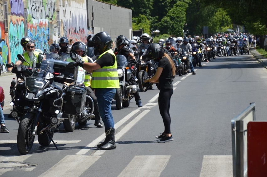 Motocyklowa Zduńska Wola 2022. Prawie 600 motocykli...