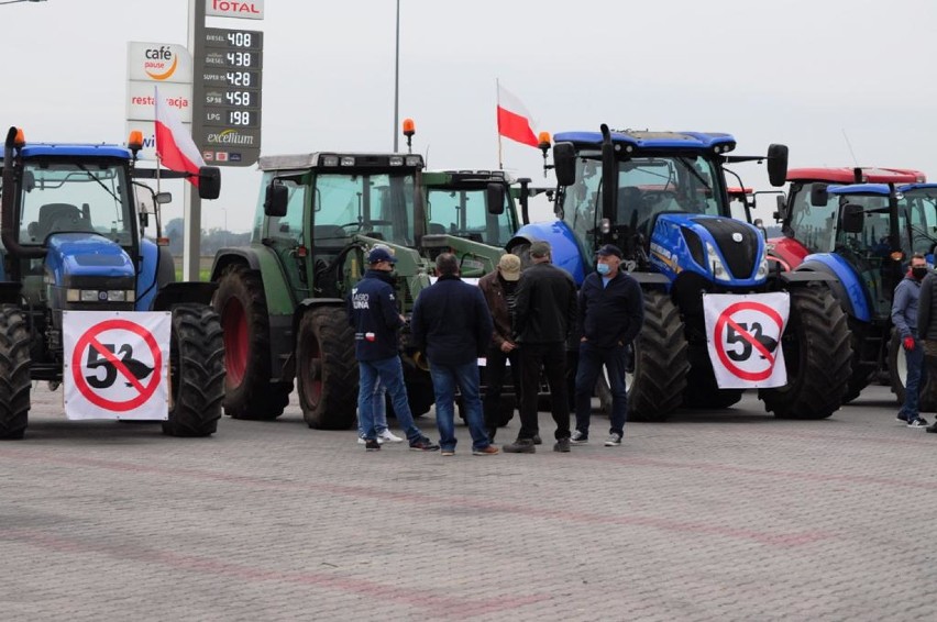 Powiat. Rolnicy ponownie protestowali przeciwko „Piątce dla zwierząt”