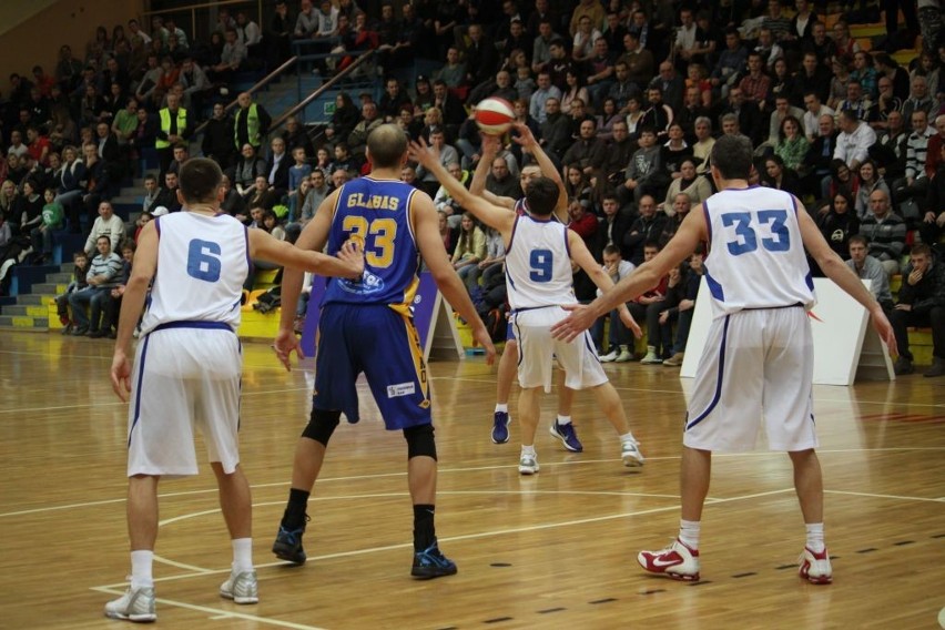 Fotorelacja z meczu I ligi koszykówki mężczyzn pomiędzy SIDEn Toruń a AZS WSGK Polfarmex Kutno