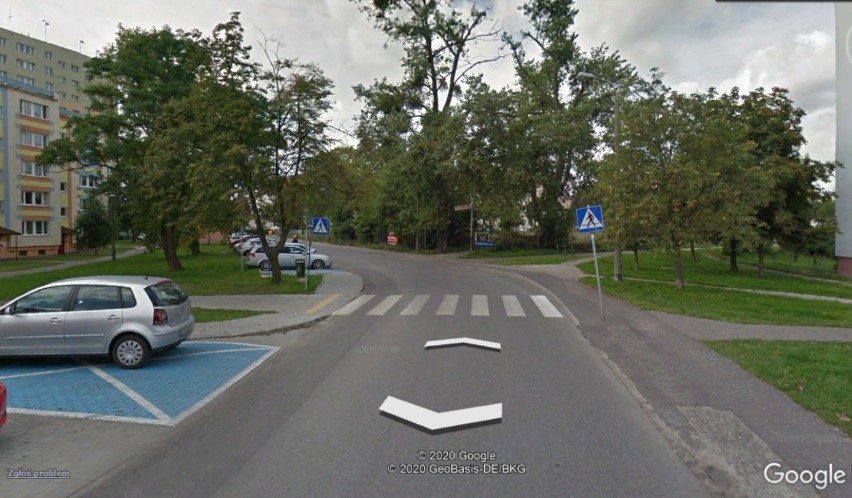 Przejście dla pieszych przy ul. Sandomierskiej