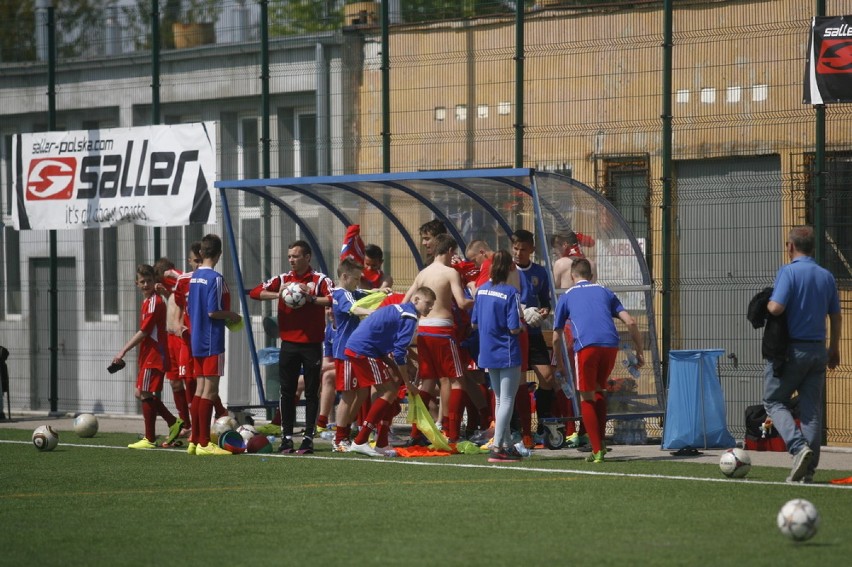 Trampkarze Miedzi Legnica pokonali Śląsk (ZDJĘCIA)