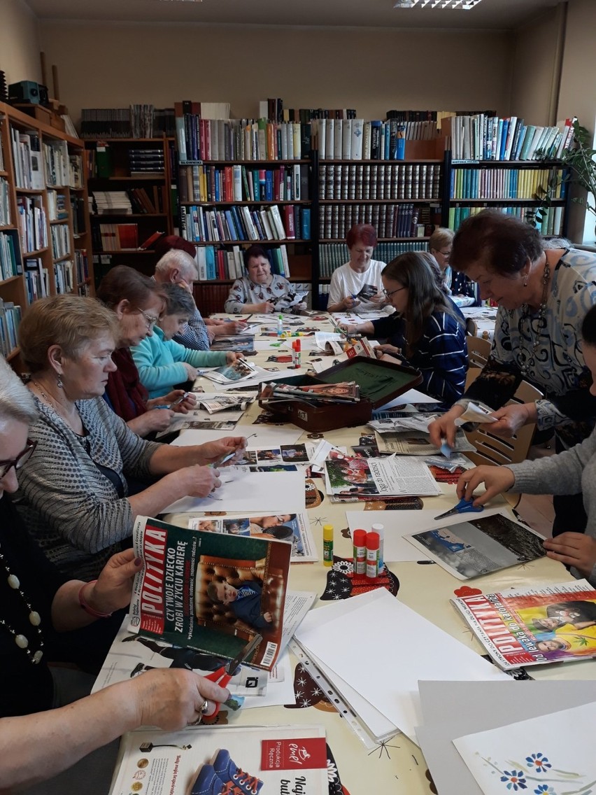 Zajęcia Klubu Senior+ z okazji tygodnia bibliotek w Obornikach