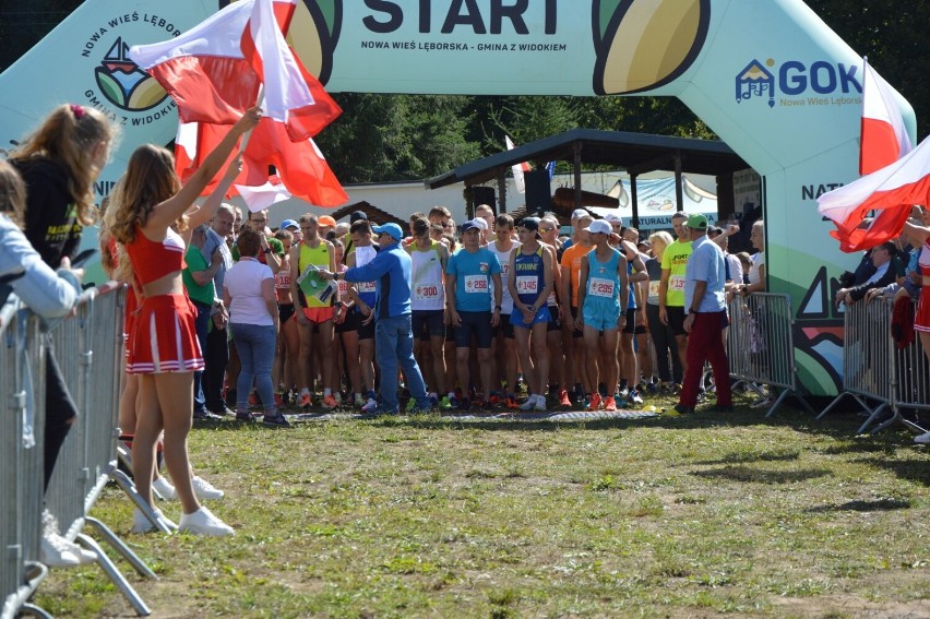 Obliwice. Biegacze z Ukrainy zdominowali rywalizację w jubileuszowym biegu przełajowym