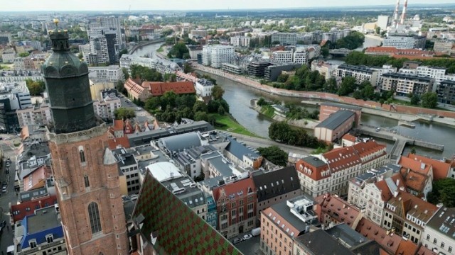 O tym, jak piękny jest Wrocław, najlepiej przekonać się patrząc na miasto z góry. Oto najpopularniejsze punkty widokowe we Wrocławiu. Zobacz gdzie się znajdują i ile kosztuje bilet wstępu >>