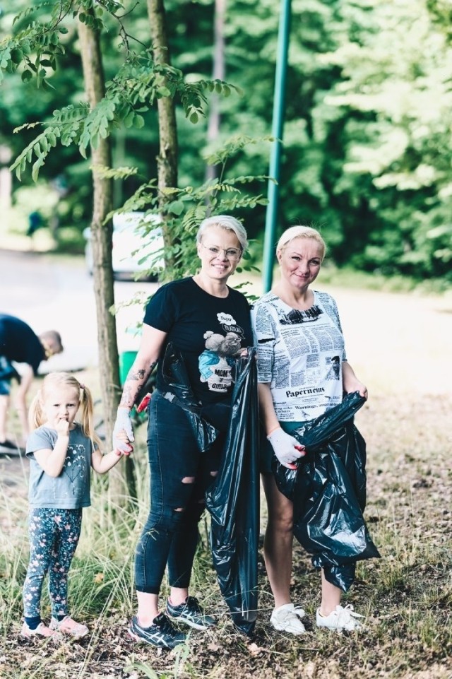 Sprzątali lubliniecki las. Akcja "Las potrzebuje Nas" znów cieszyła się zainteresowaniem mieszkańców