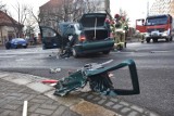 Wypadek na ulicy Wrocławskiej w Legnicy. Trzy osoby ranne! Sprawca pijany [ZDJĘCIA]  