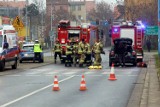 Potrącenie na przejściu dla pieszych w Legnicy. Ranna została kobieta, pies nie przeżył, zdjęcia