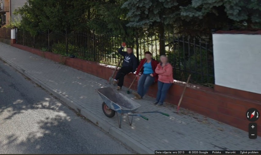 Mieszkańcy Przedborza na Google Street View. Kto wpadł w oko...