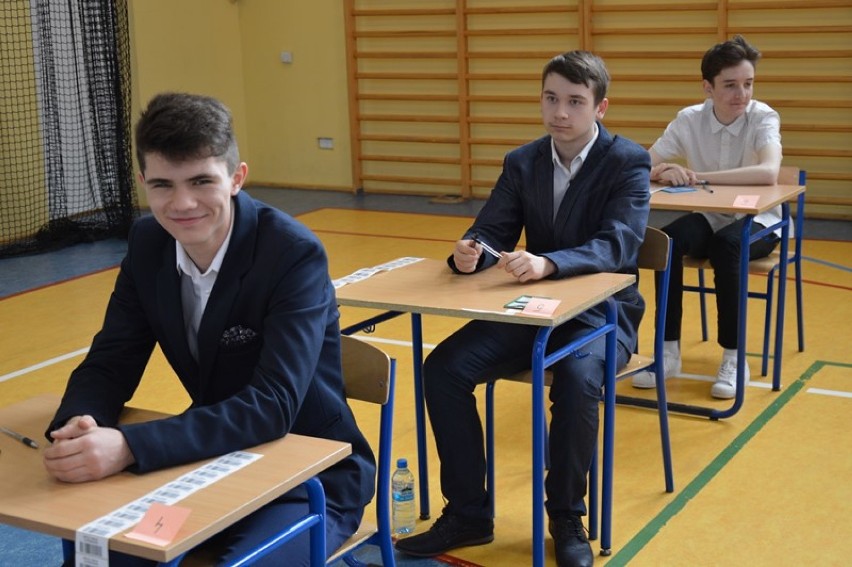 Egzamin gimnazjalny 2018 w PG nr 3 w Zduńskiej Woli [zdjęcia]