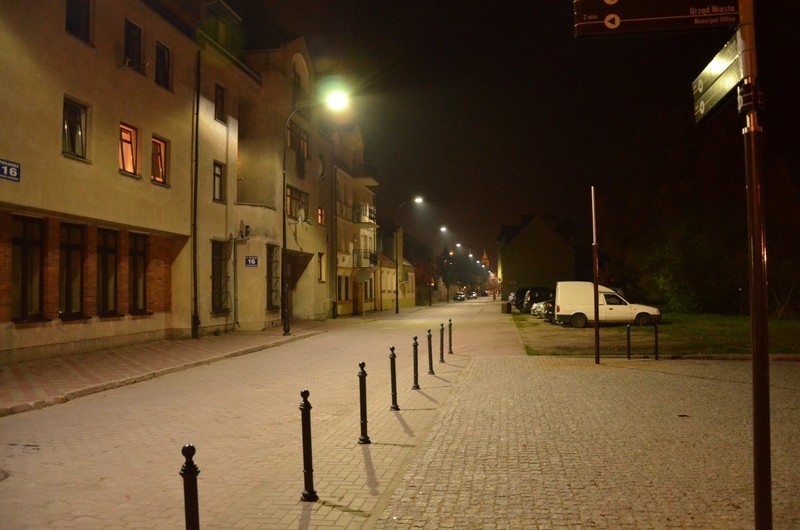 Nowe oświetlenie ulic Okrzei i Piekarskiej w Płocku