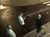 Wybity reflektor i wgnieciona karoseria Citroena - to skutki nocnej zabawy w Pucku. Rozpoznajesz ich? Powiadom policję! | ZDJĘCIA, WIDEO