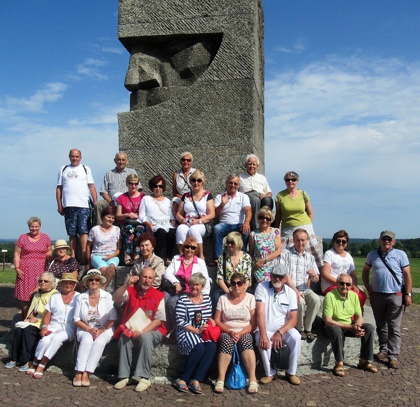 Seniorzy z Ustronia podróżują i podziwiają wiele zakątków Polski. Tym razem byli w Ostródzie [ZDJĘCIA]