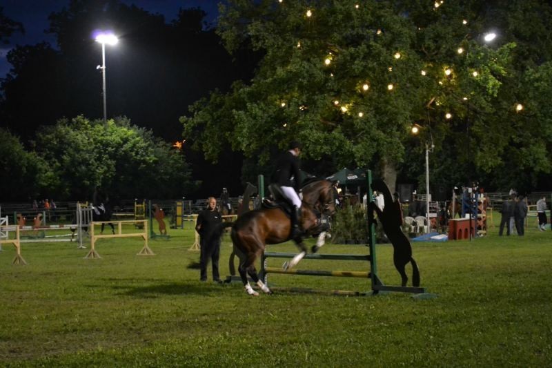Kwidzyn: W weekend na Miłosnej odbyły się nocne zawody jeździeckie