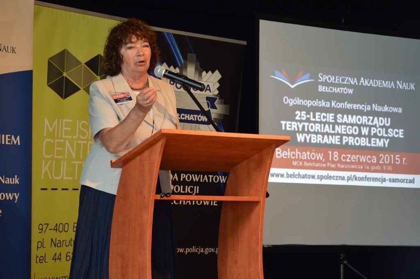 Bełchatów: Konferencja naukowa o samorządzie