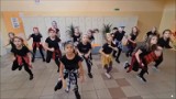 Utalentowani tancerze z SP nr 6 i 13 w Ostrowie Wielkopolskim liczą na Wasze wsparcie. Wystarczy jedno kliknięcie. 