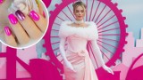 Barbie nails – najgorętszy trend ostatnich tygodni. Cały świat patrzy na dłonie Margot Robbie. Wypróbuj manicure prosto z czerwonego dywanu