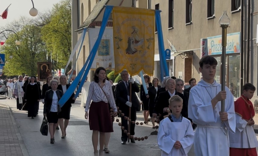 Pożegnanie obrazu w wieluńskiej kolegiacie i przeniesienie do Klasztoru Ojców Franciszkanów 