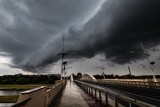 Pogoda Poznań. Takie chmury nad stolicą Wielkopolski! Czy będzie padać deszcz? [ZDJĘCIA, MAPA POGODOWA, RADAR OPADÓW]