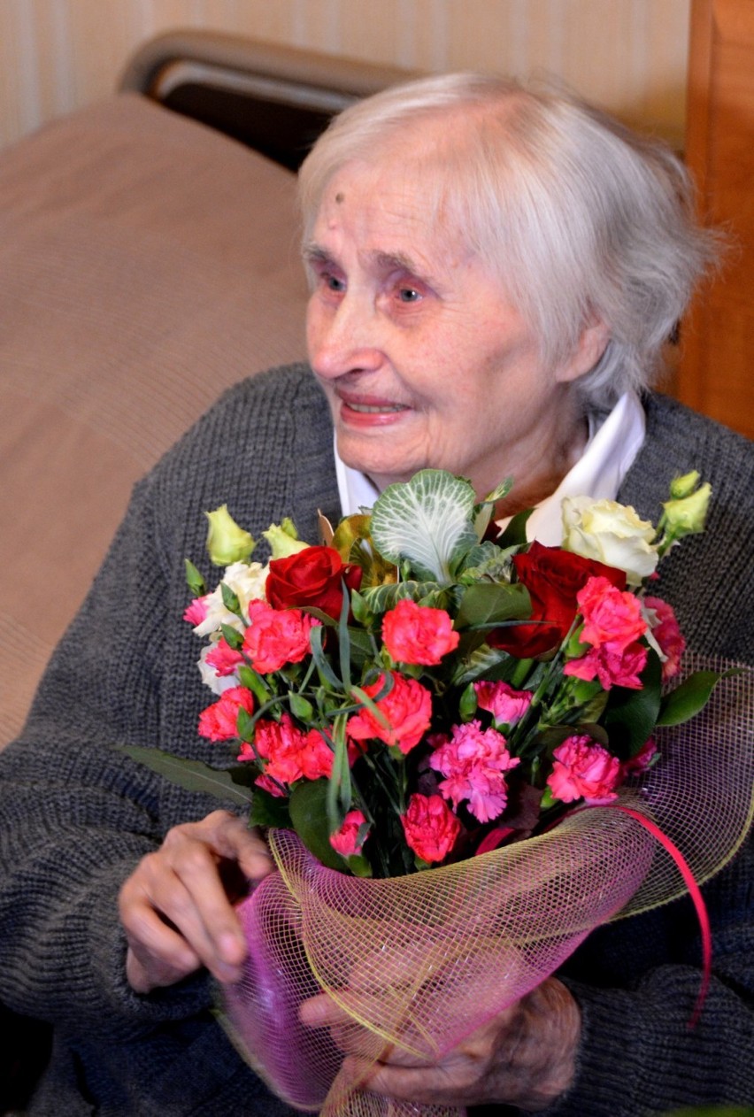 Pani Wanda Jurewicz z Kłodzka skończyła 100 lat! 