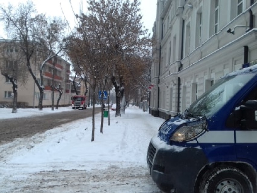 Chełm. Alarm bombowy w prokuraturze, trwa ewakuacja...