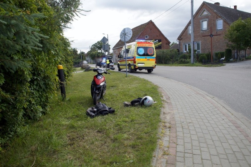 W Krępie Słupskiej Mercedes wjechał w motorower