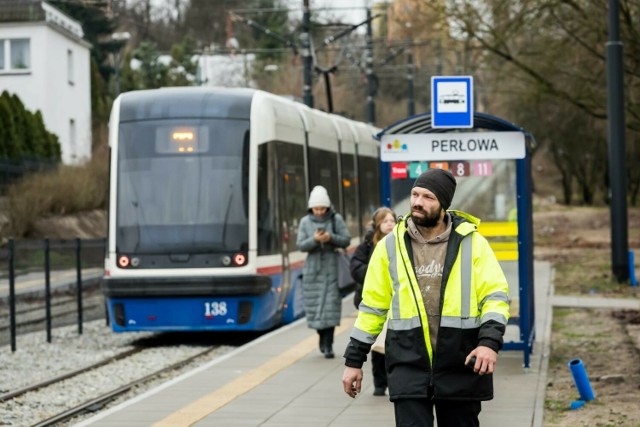 12.12.2023 bydgoszcz przystanek tramwajowy prelowa tramwaj mzk . fot: tomasz czachorowski/polska press