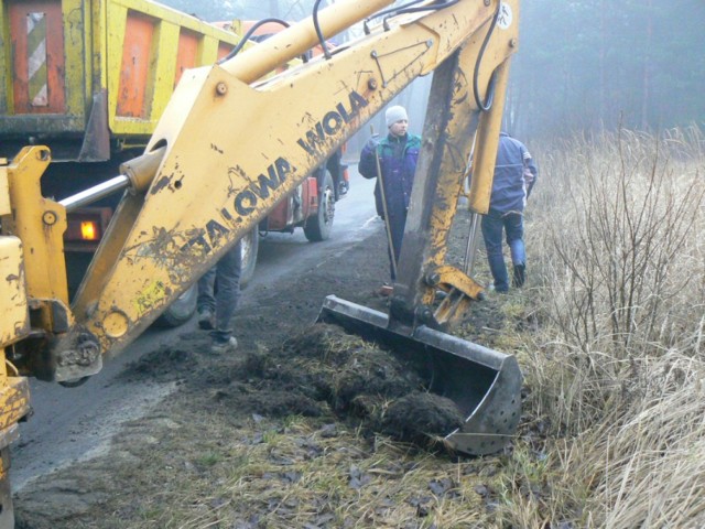 MZDiM Jaworzno. Porządkowanie poboczy dróg