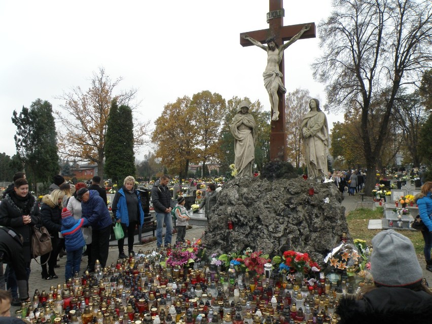 1 listopada 2016: na cmentarzu w Mysłowicach
