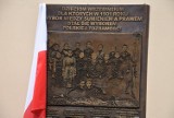 Września: 120 rocznica Strajku Szkolnego Dzieci Wrzesińskich. Odsłonięto pamiątkową tablicę [GALERIA]