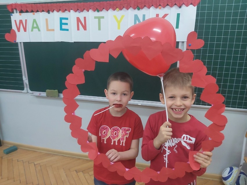 Walentynki 2022 w Szkole Podstawowej nr 1 w Łęczycy ZDJĘCIA