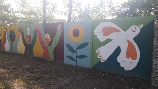 Konkurs oświęcimskiego magistratu na pokojowy mural w Parku Pokoju, wygrała Anna Wardęga-Czaja.