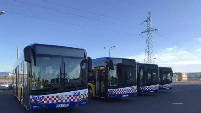 Wakacyjne autobusy z Głogowa do Jerzmanowej