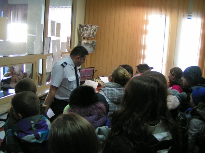 Dzieci odwiedziły policjantów w Kielcach