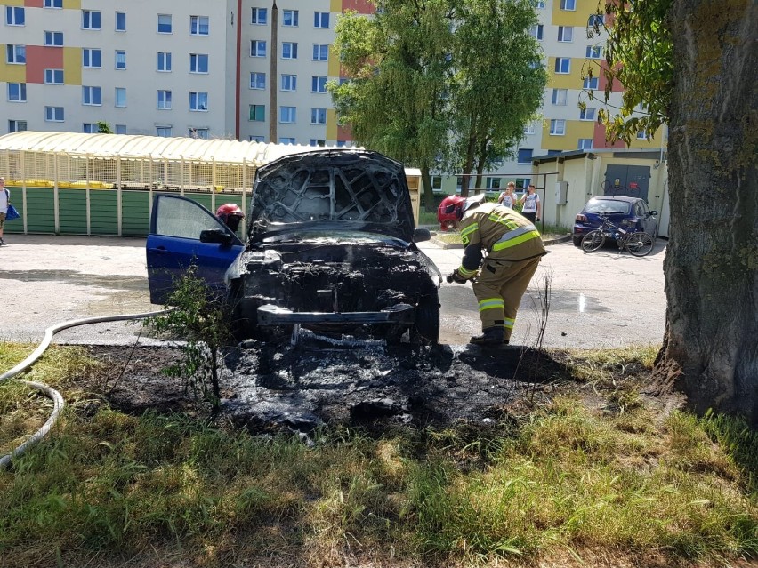 Pożar samochodu przy ul. Kustronia w Grudziądzu