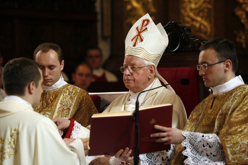 Biskup Stefan Cichy nowo wyświęconym księżom życzył, by...
