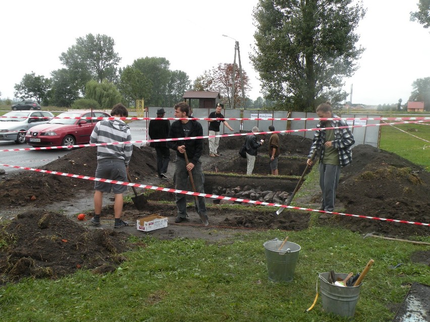 Powiat gnieźnieński: W Kłecku trwają ważne prace archeologiczne. Co odkryją badacze?