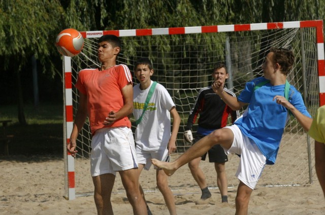 Turniej Plażowej Piłki Nożnej w Legnicy