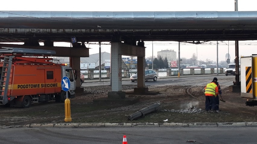 Wykoleił się tramwaj numer 3 przy Rondzie Dworcowym